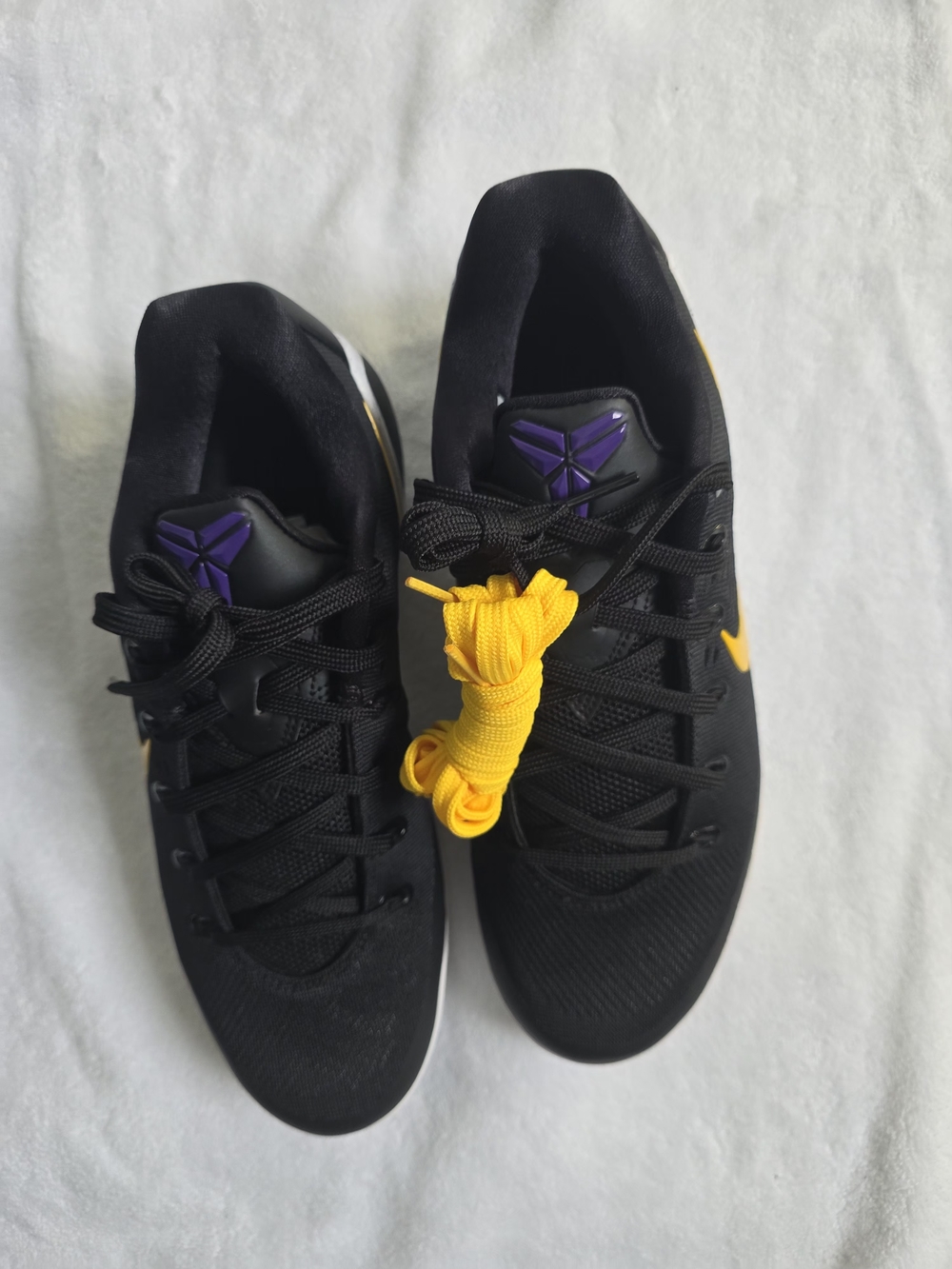 Nike Kobe 9 IX EM Protro TB 'Lakers Away' - IH1401-002 - Size 10 New In Hand - Picture 4 of 6